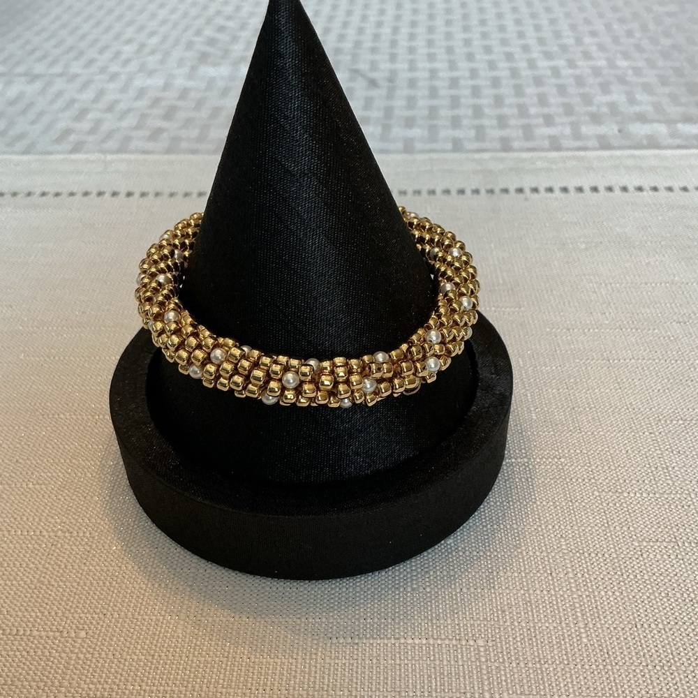 Pearl and Gold Tone Roll-on Bracelet